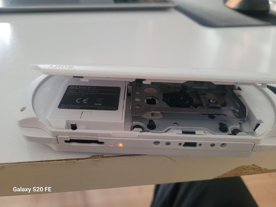 Sony 1001 продаю