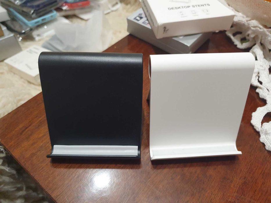 Стойка Ugreen за маса, бюро за таблет, телефон