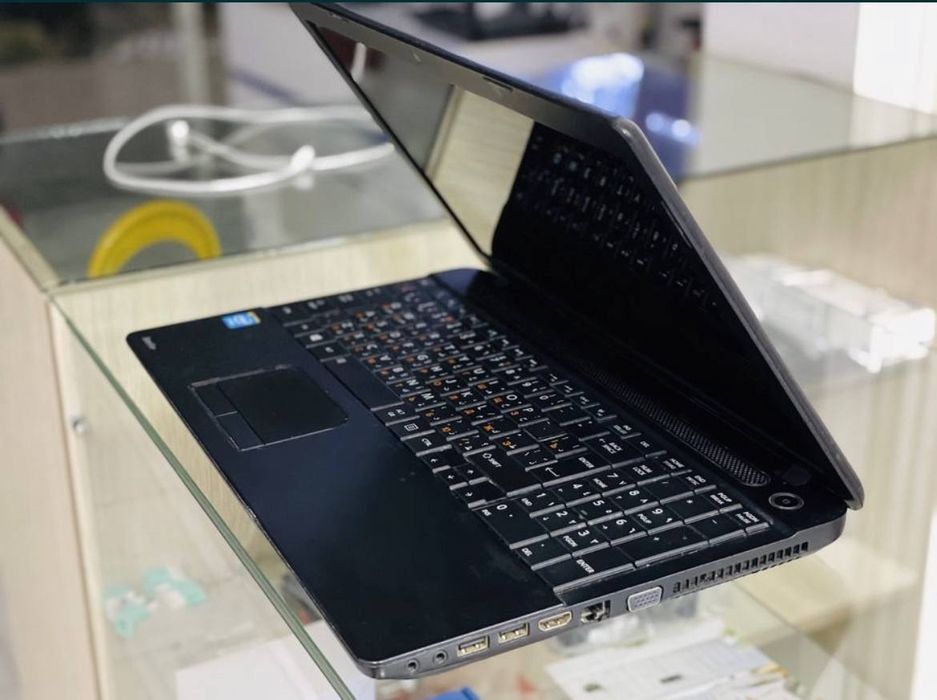 Ноутбук сотилади срочно