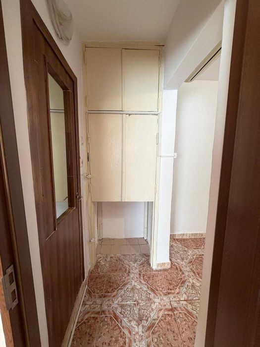 Proprietar, vand apartament cu 2 camere, decomandat, etaj 4, 1982, zona Radu Negru / Schimb cu apartament cu o camera sau garsoniera