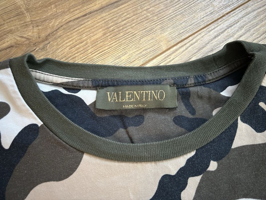 Камуфлажна тениска