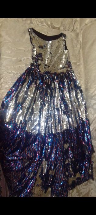 Платья детские новые