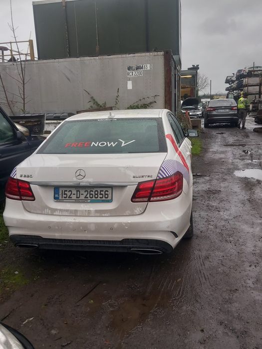 Portiera stânga dreapta mercedes e220 2.2 euro 5