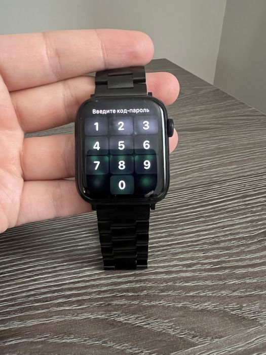 Продаю срочно apple watch