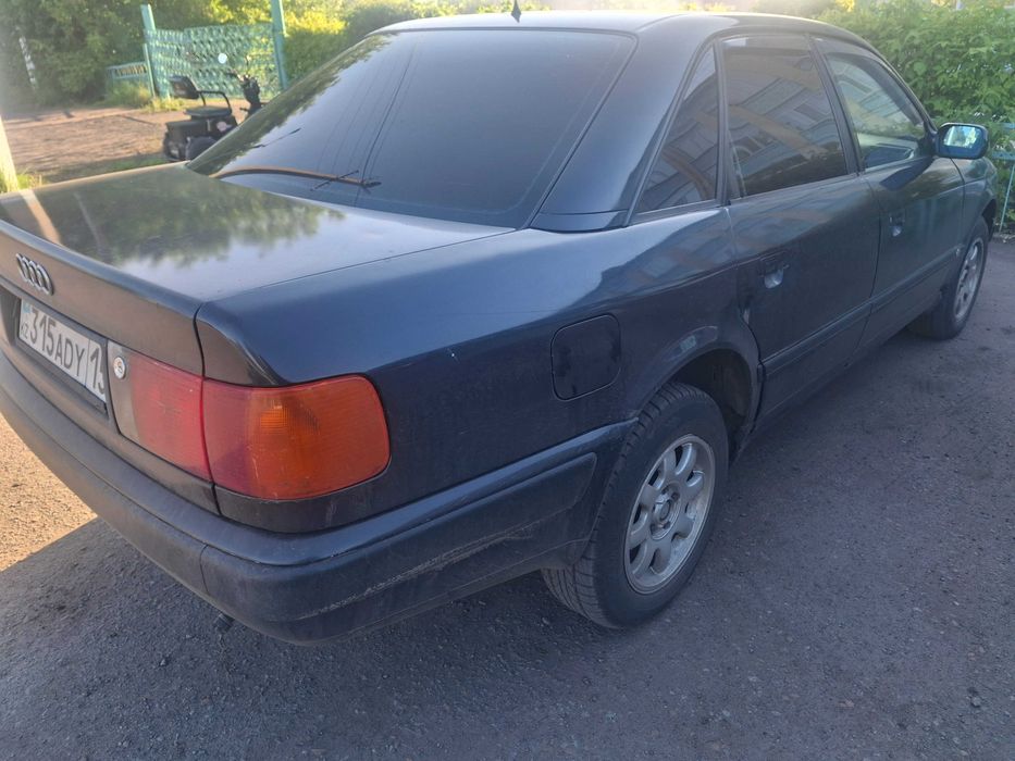Продам ауди 100 2.3 с4