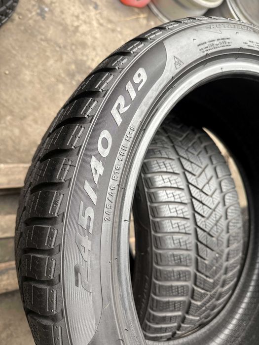 # 2x Anvelope Iarna 245/40 r19 - Pirelli Sotto Zero 3