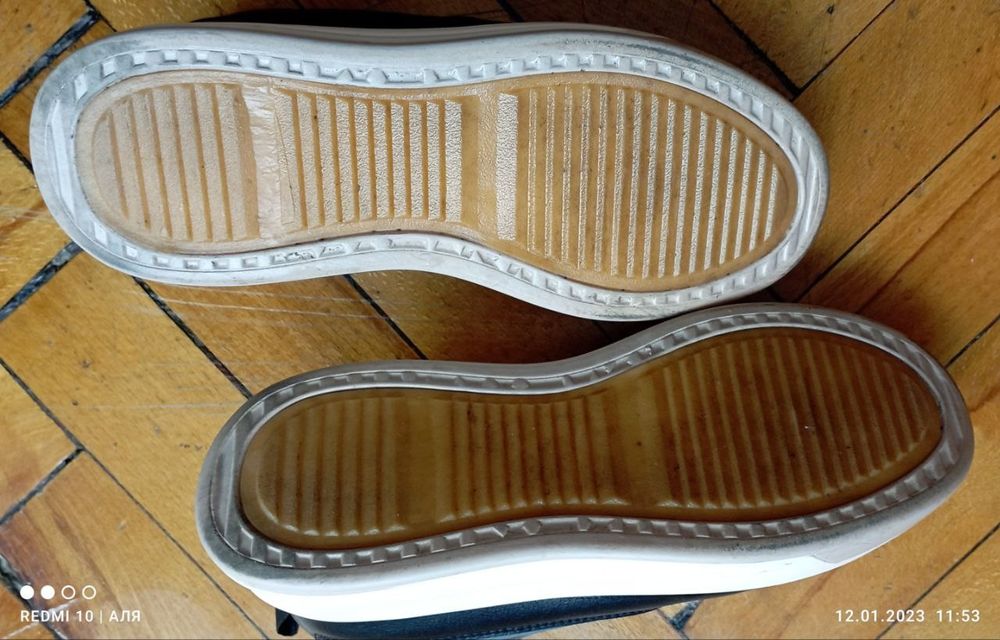 Кроссовки 40 размер