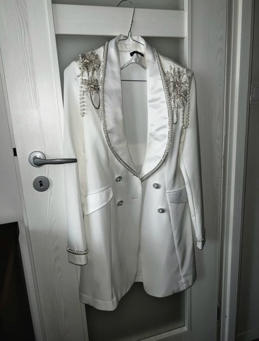 BBY rochie tip sacou cu perle