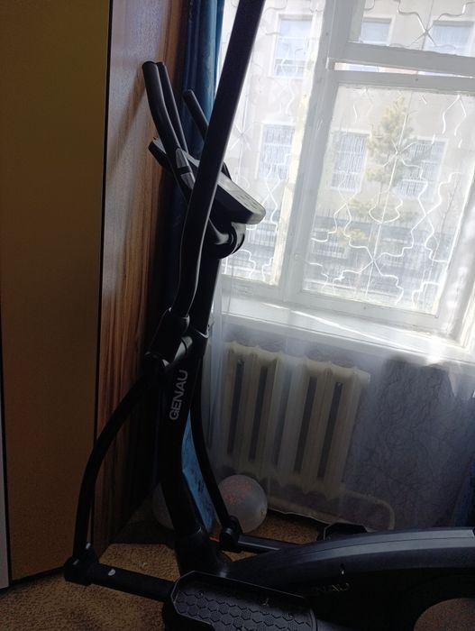 Элептический тренажёр