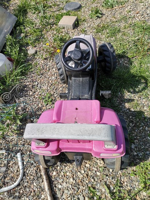 Vând Tractor copii
