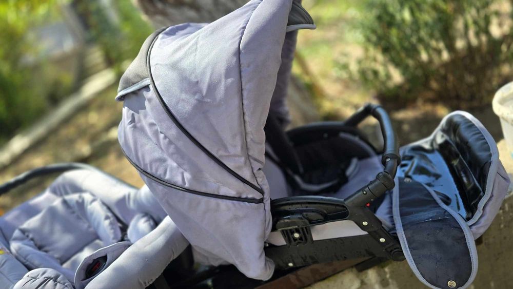 Количка LARGO почти не е ползвана