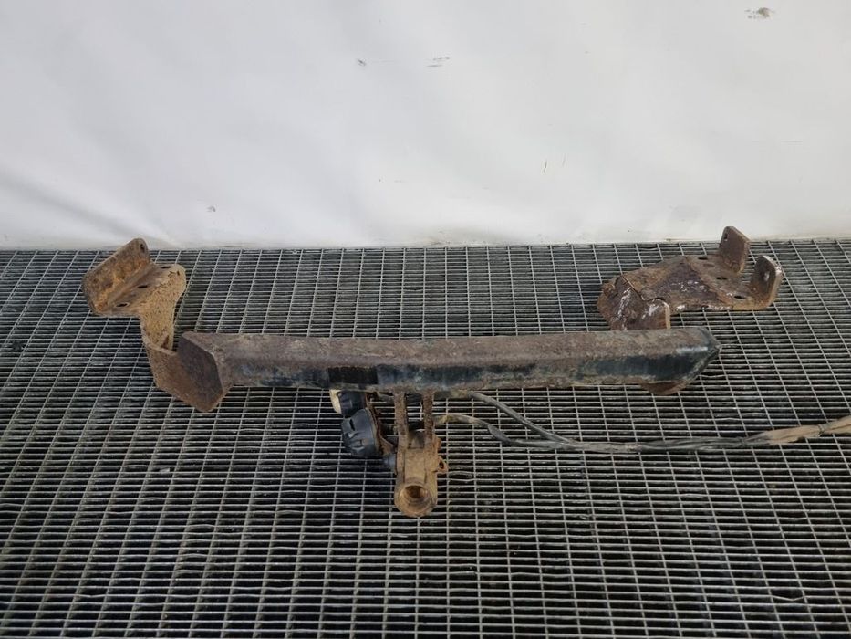 Carlig remorcare Mitsubishi Outlander 2009 - 2012 SUV 4 Usi (1429)