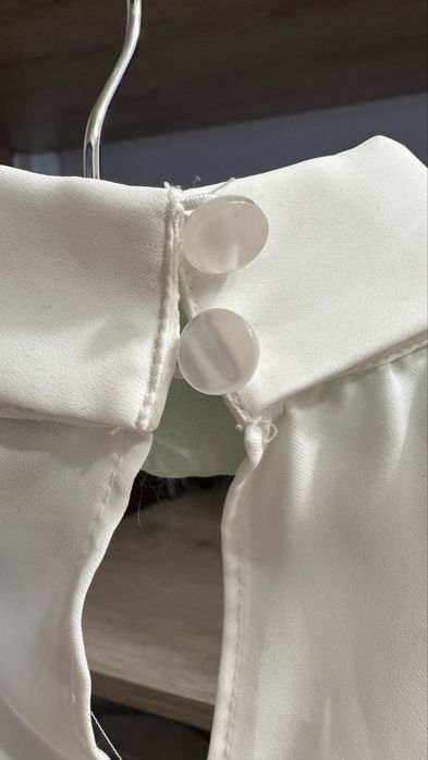 Продам блузку женскую