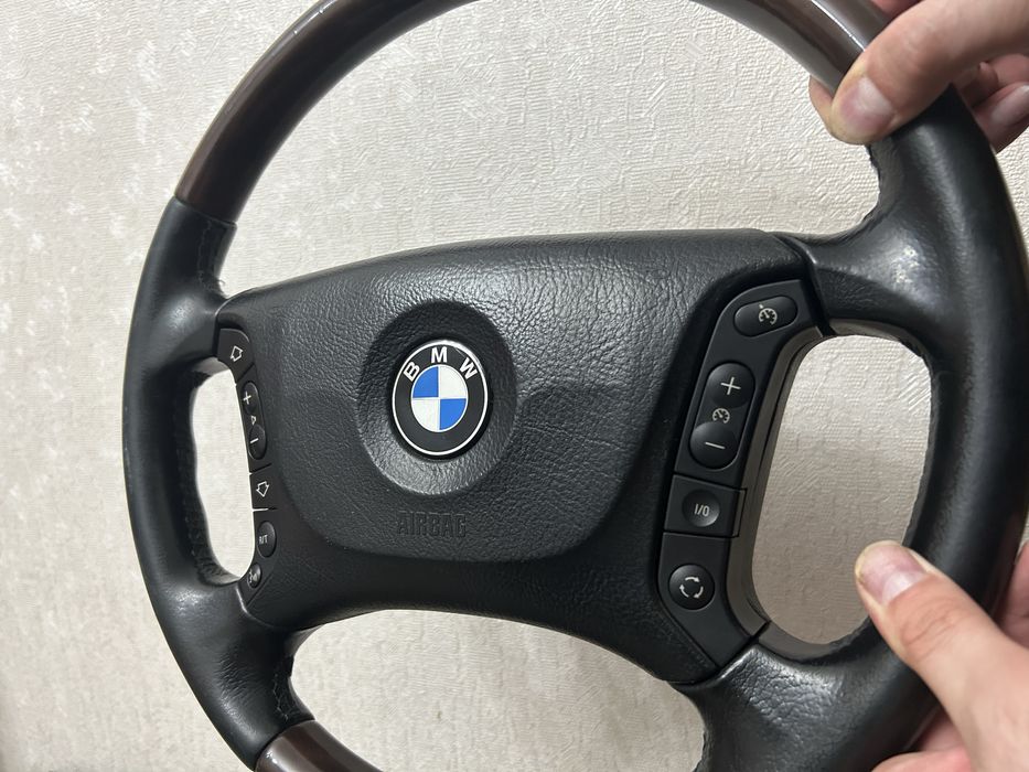 Руль BMW e39 в отличном состоянии