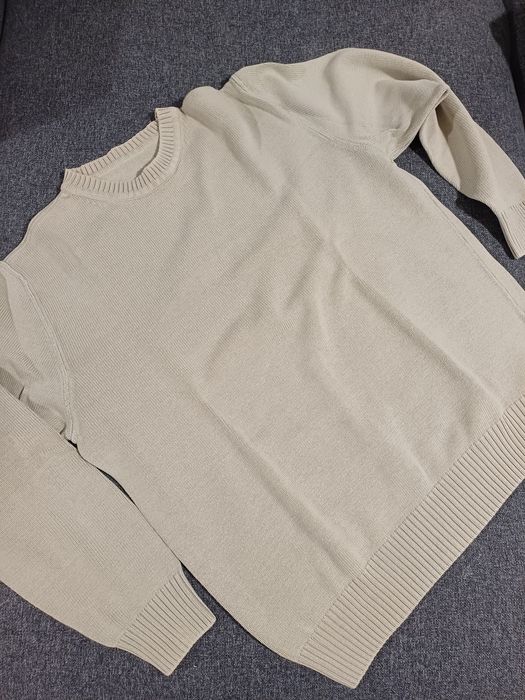 Пуловери памучни и вълнени