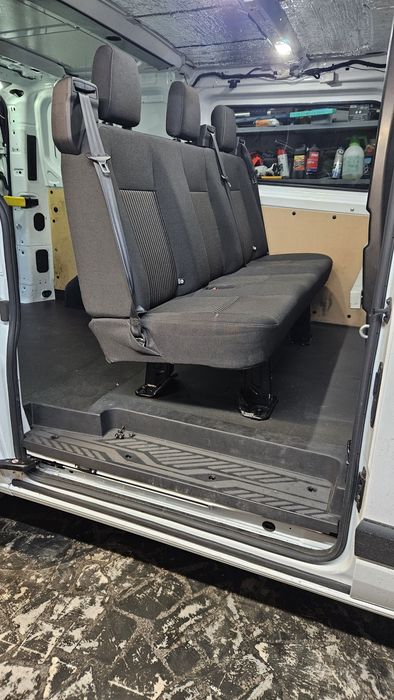 Седалка за Ford Transit Custom