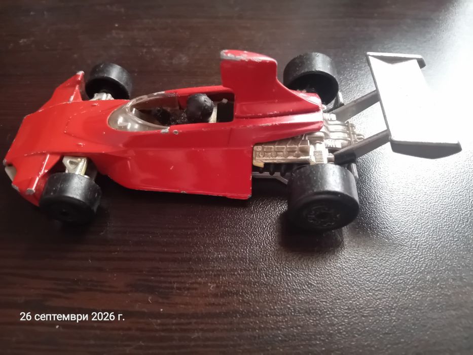 Метален болид MATCHBOX играчка от 1976 година. Произведена в България.