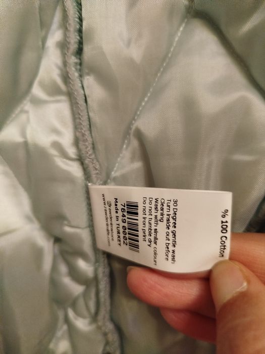 Продам куртку демисезонную