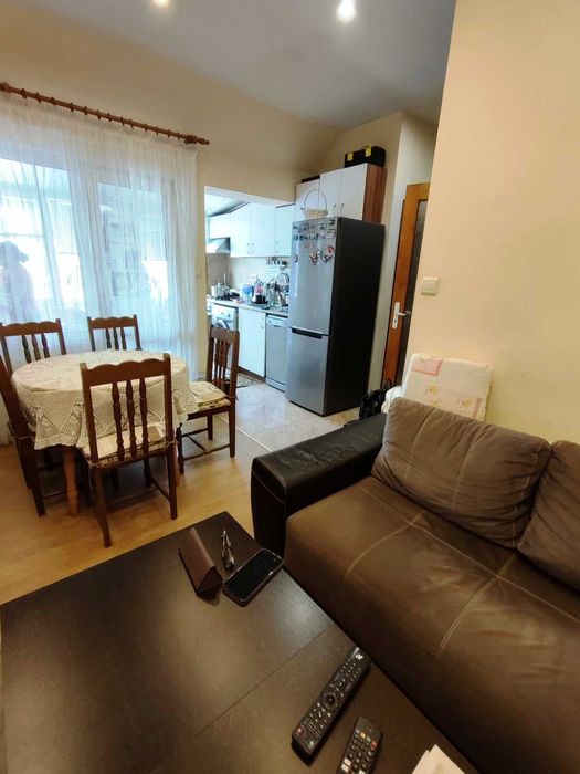Продава се Двустаен апартамент в Варна, Автогара - 41 кв.м за 2025 €/кв.м - Снимка #1