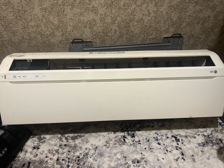 Konditsioner LG 12 tali rabochiy freoni yoq sotiladi
