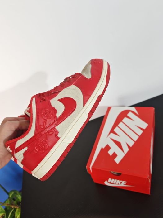Nike Dunk Red Rose