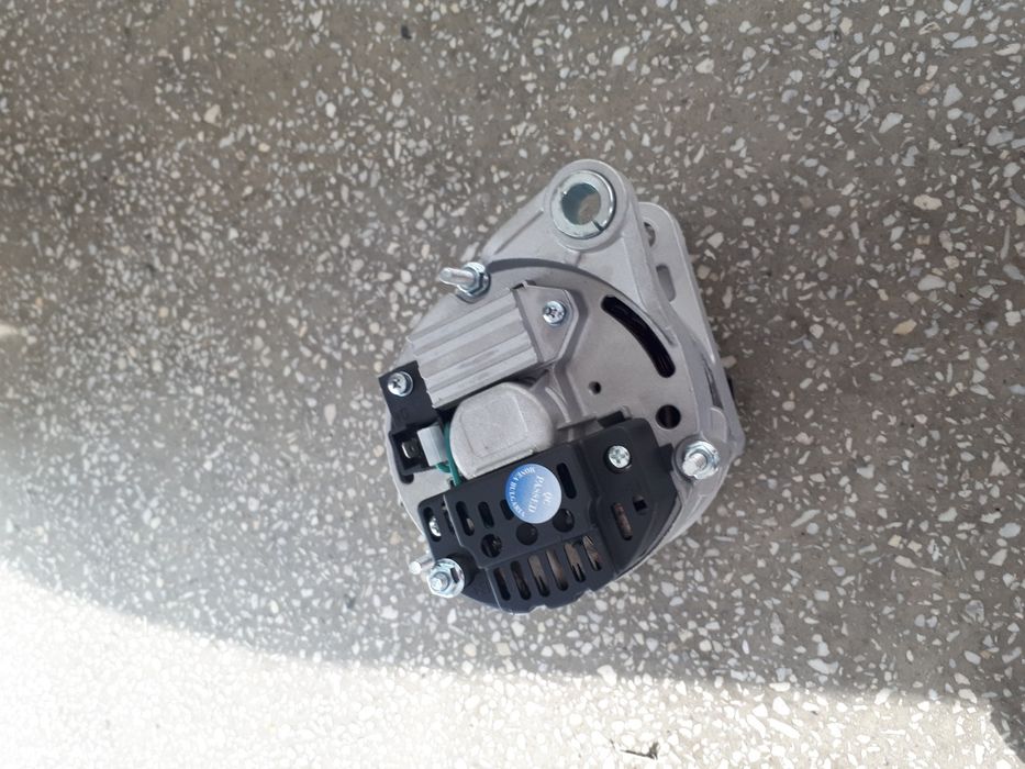 Alternator nou tractor Fiat 411 si 415 pe 24 volti dinam