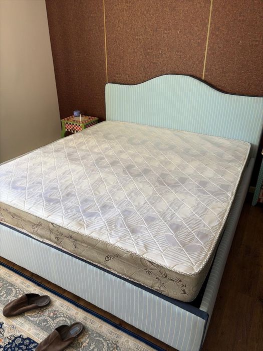 Матрас новый,размер 180см /200см