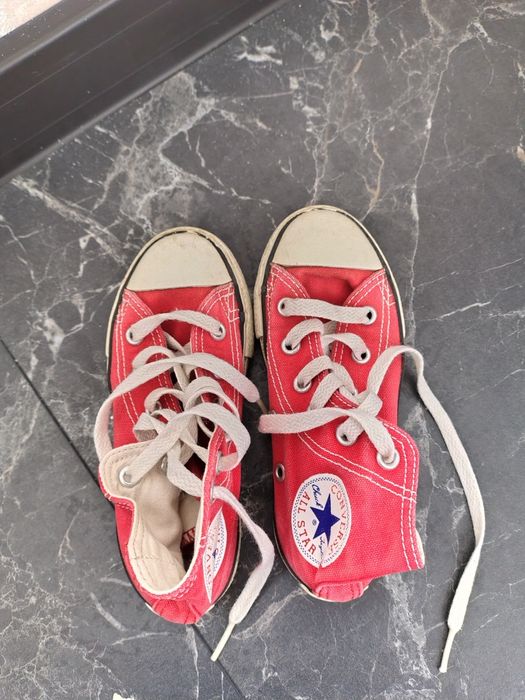 Четвени кецове CONVERSE