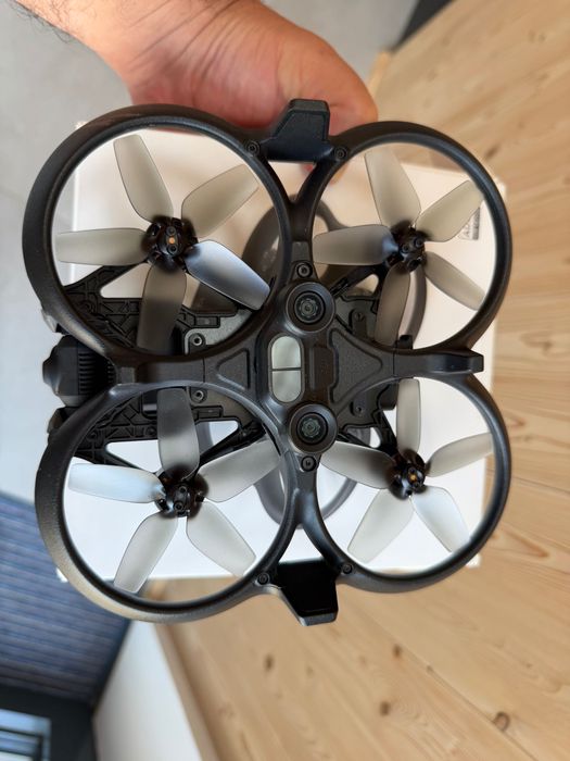 Drona DJI Avata folosita, perfect functionala