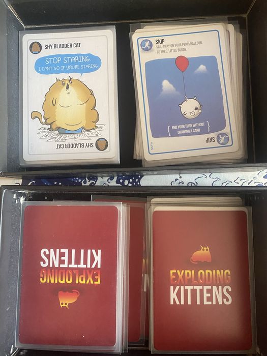 Игра с карти Exploding kittens NSFW