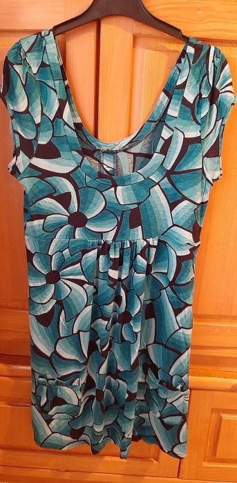 Rochie lejera vara marimea M verde 30 lei