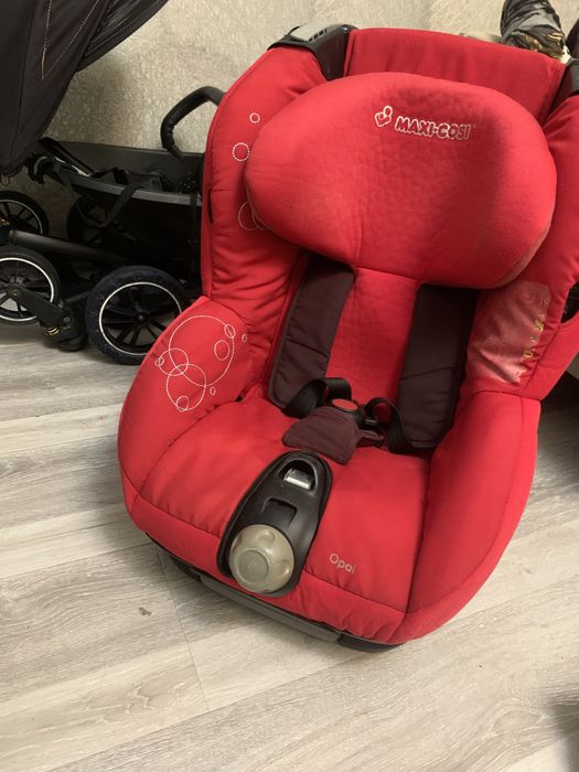 Продам детское автокресло Maxi-Cosi Opal