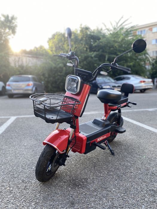 Vând scuter electric RDB Lima