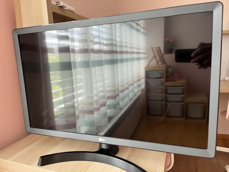 Телевизор/монитор LG 28” модел 28TL510S Smart