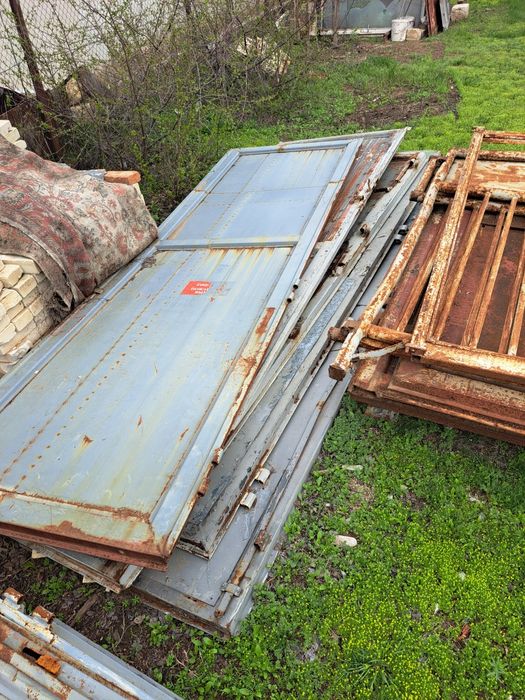 Продам железные ворота большие