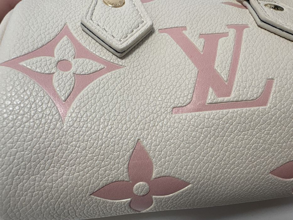 Geantă Louis Vuitton