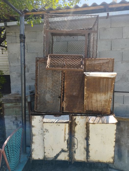 Продам клетки для кроликов