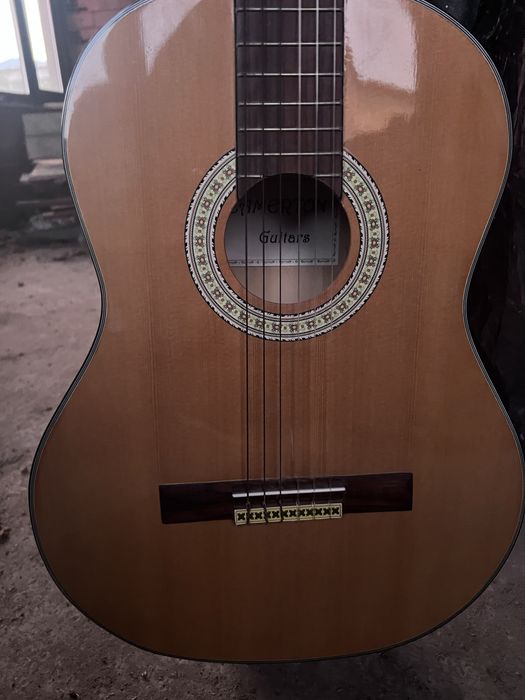 Класическа китара Camerton Guitars