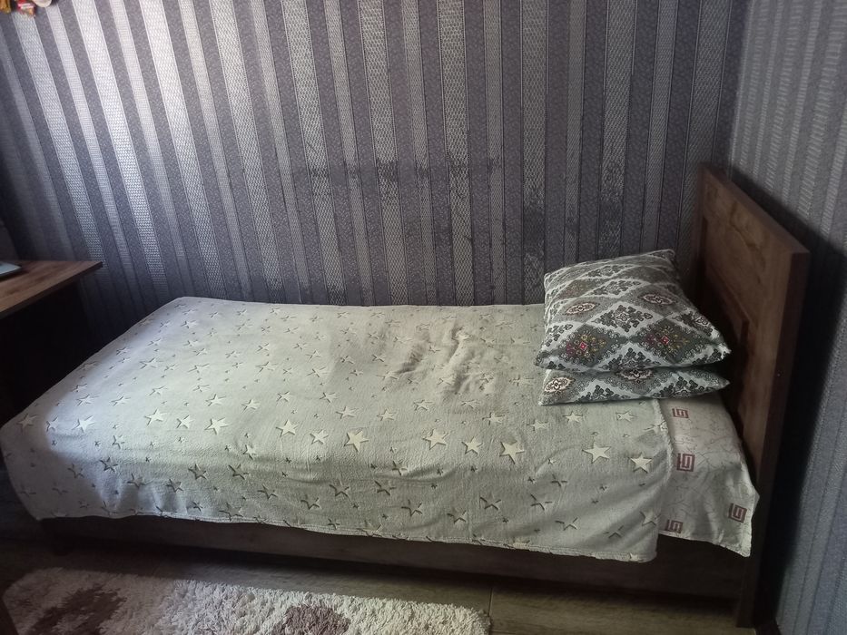 Срочно...срочно Стенка 100000