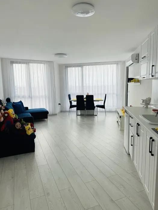 Новообзаведен 2-стаен в жк. Христо Смирненски