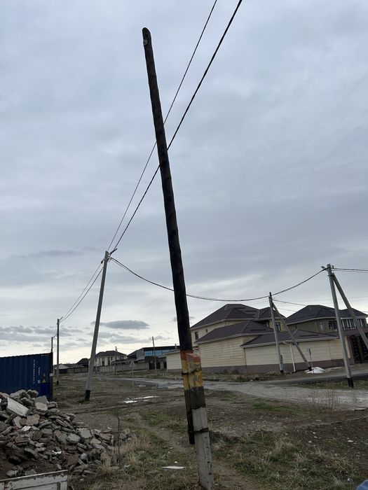 Столб деревянный электрический б/у