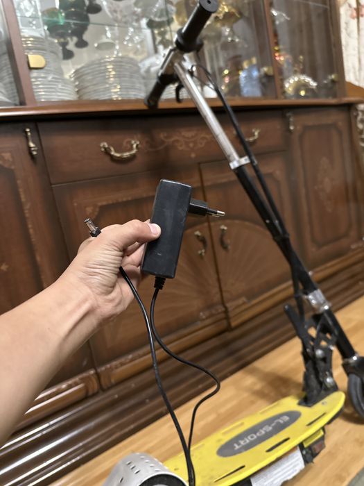 Детский электро самокат