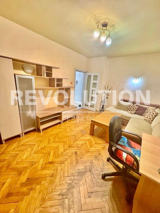 Продава се Двустаен апартамент в Пловдив, Гагарин - 77 кв.м за 1163 €/кв.м - Снимка #2