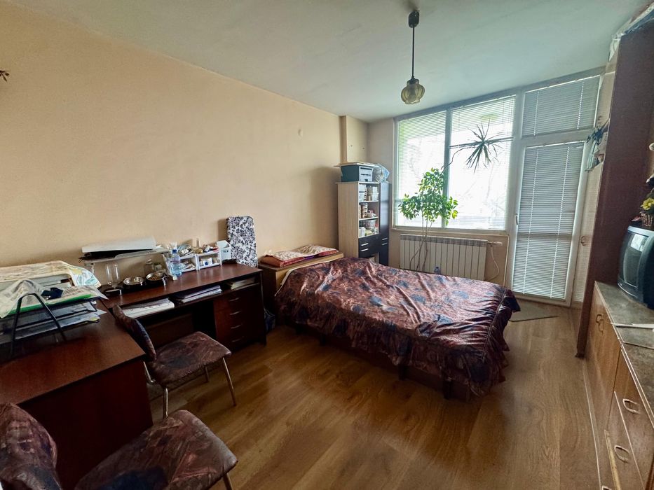 Газифициран и Саниран Многостаен Апартамент за Продажба гр. Търговище