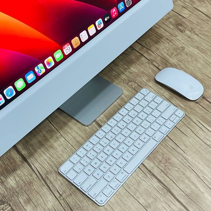 б/у iMac 24 m4 / 16gb / 256Gb