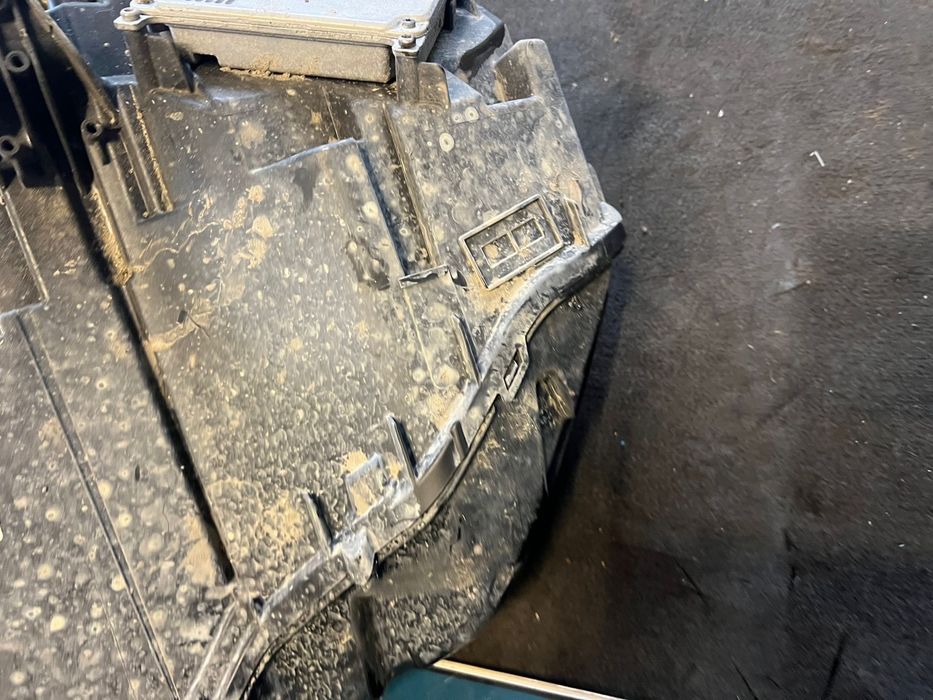 Десен фар за Шкода Skoda Karok 57B941016B