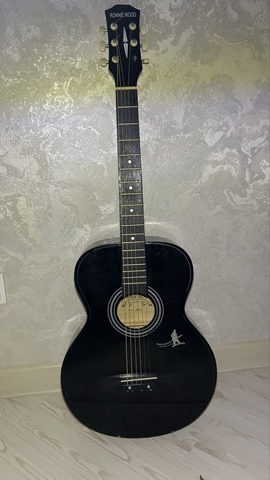 Гитара Ronnie Wood в отличном состоянии