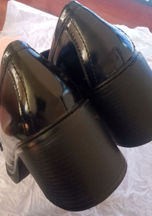 Дамски обувки нови