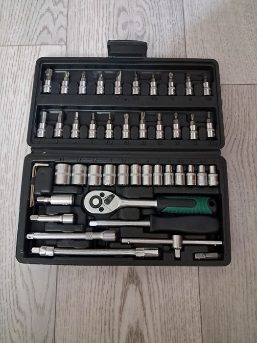 Трещетка 1/4 3/8