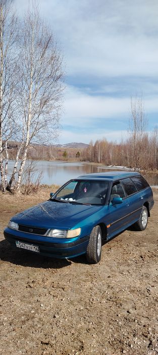 Субару Легаси 1993 года